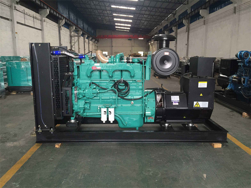 武汉柴油发电机组过载运行时降低转速有哪些注意事项?